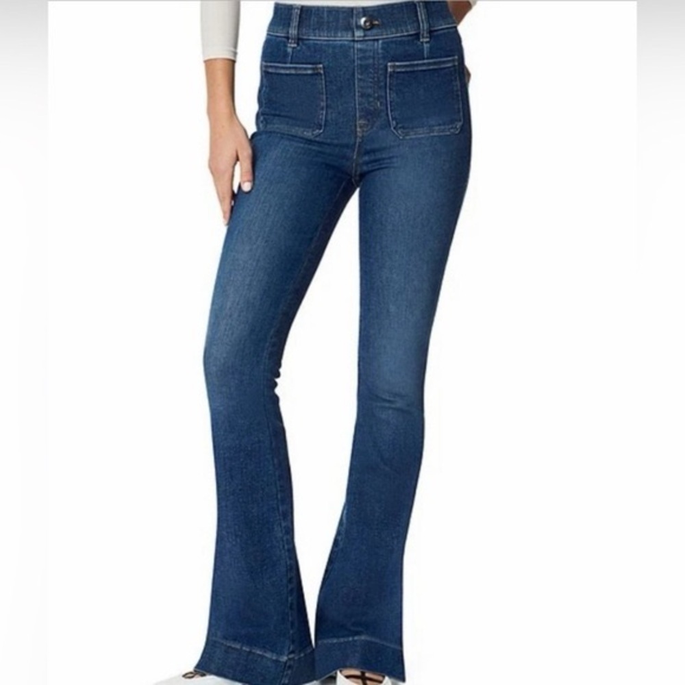 Spanx SPANXshape EveryWear Flare Jeans with Patch Pockets Denim 20850R - Small